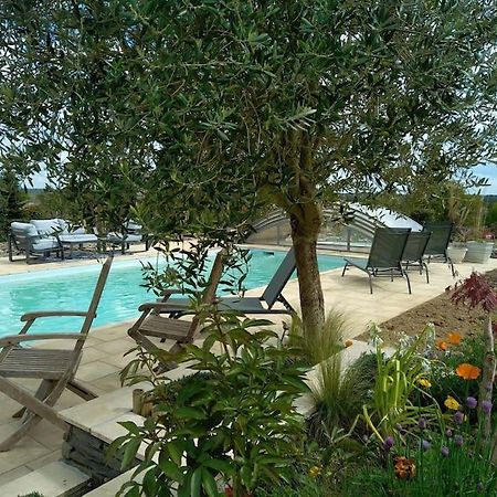 Maison/Villa Avec Piscine Privee Gite Brain D'Eau La Chapelle-de-Brain Dış mekan fotoğraf